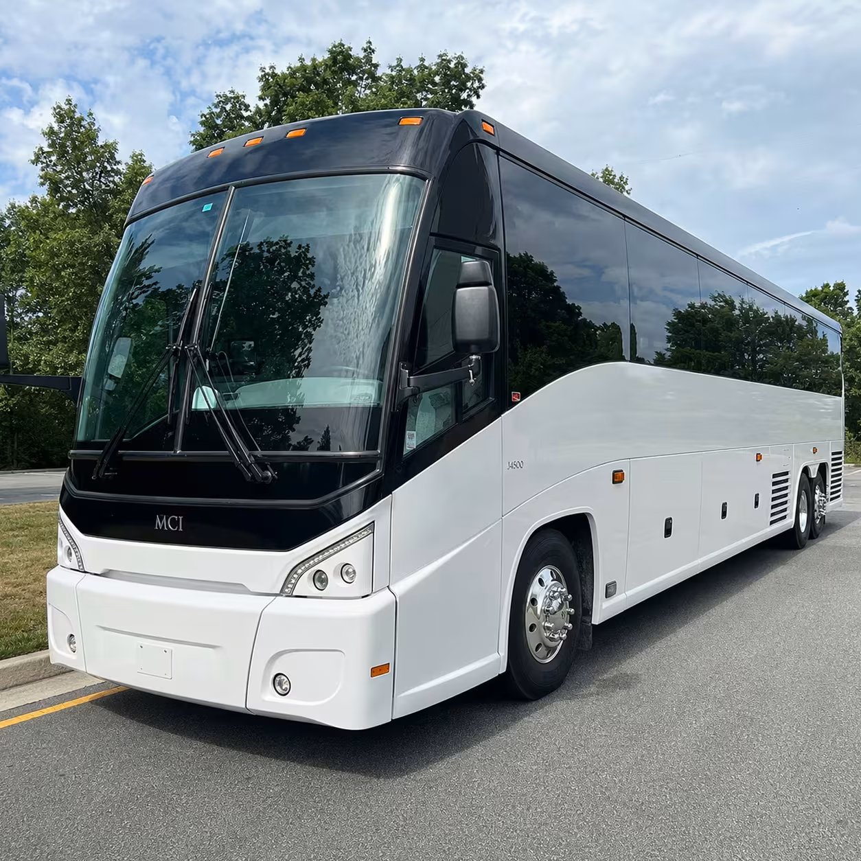 charter bus rentals for columbia museum field trips