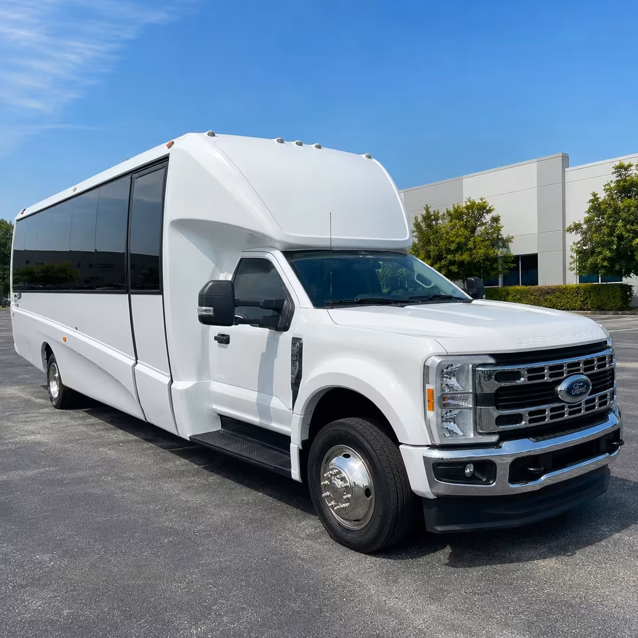 minibus rentals for smaller concert groups around columbia